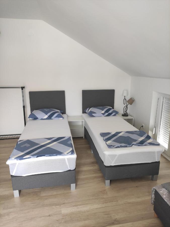 Apartments Markovi Konaci Trebin Dış mekan fotoğraf